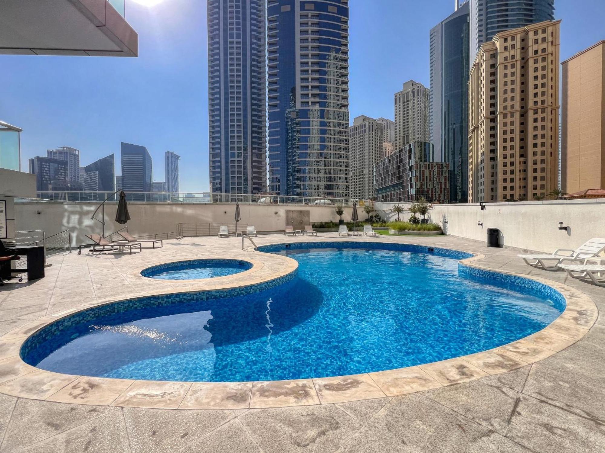 Lovely Unit With Marina View Villa Dubai Luaran gambar